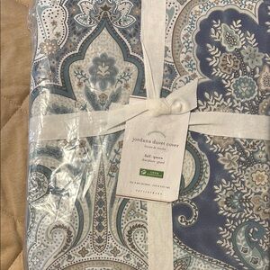 Pottery Barn Jordana Duvet Cover in Blue and Cream